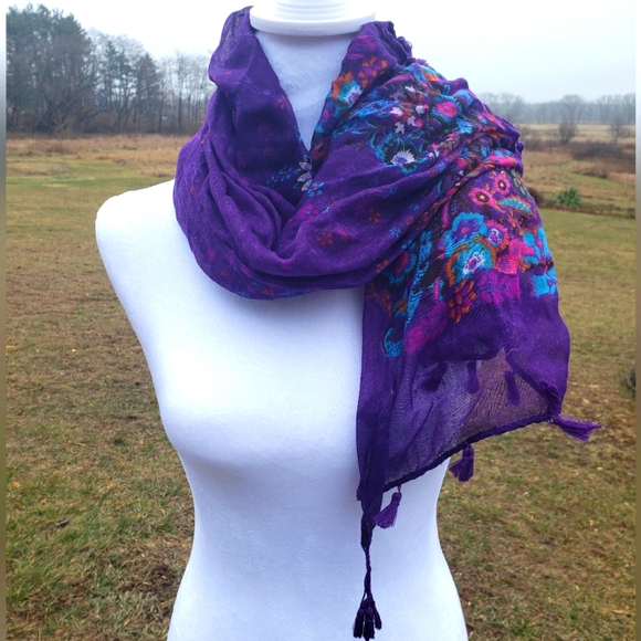 Kohl's women's scarf - Picture 2 of 7